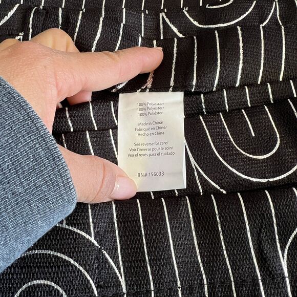 Elegant Black  And Silver Arches Art Deco Glam Polyester Shower Curtain Fun - Picture 4 of 6